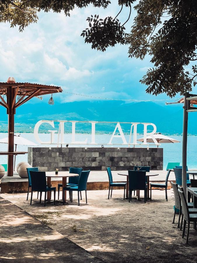 Serenity Luxurious Beachfront Villa & Spa With Private Infinity Pool, 8 Guests Gili Air Luaran gambar
