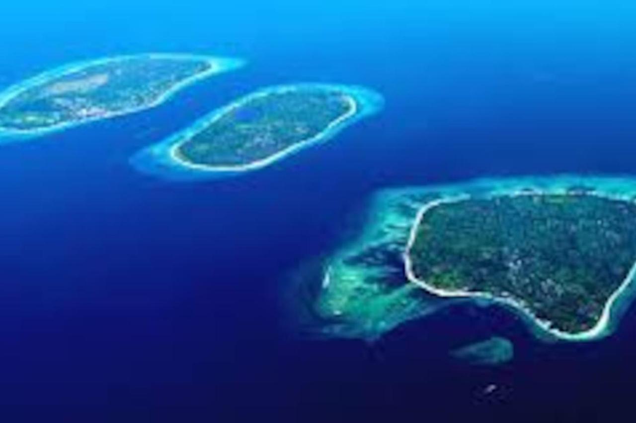 Serenity Luxurious Beachfront Villa & Spa With Private Infinity Pool, 8 Guests Gili Air Luaran gambar